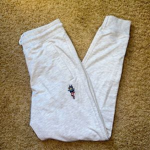 NWOT lacrosse GOAT joggers light gray men’s small